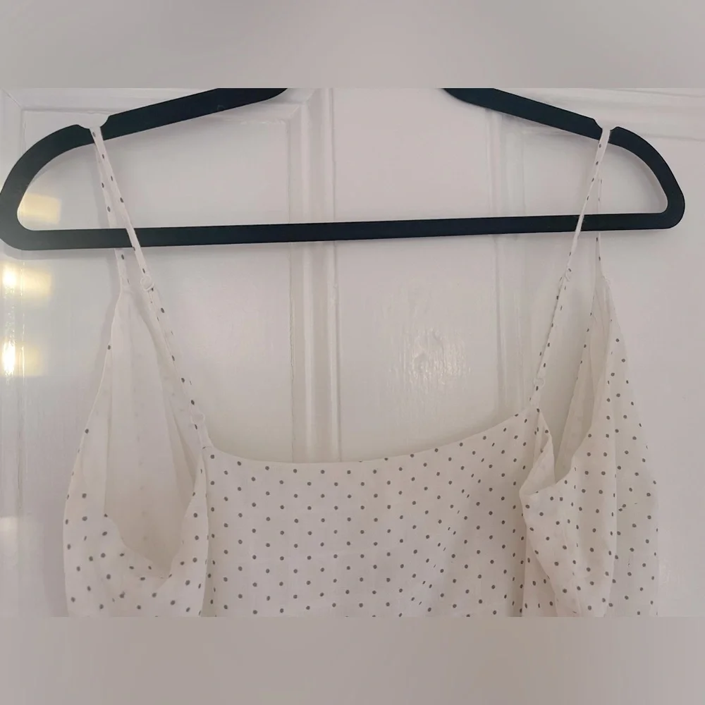 NWT Revolve Line+ Dot Lillie Wrap MIDI in White w/ Gray polka dots - XS - Picture 12 of 12